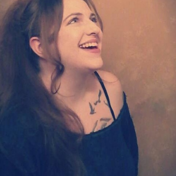 Meet your Posher, Sparrow - Picture 3 of 3